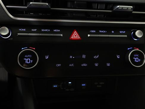Used 2025 Hyundai Sonata SEL FWD image 48