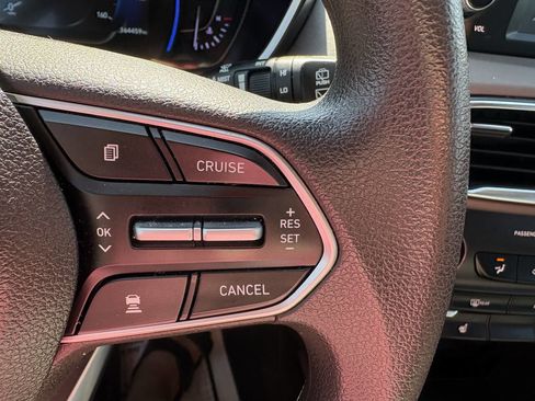 Used 2019 Hyundai Santa Fe SEL image 29