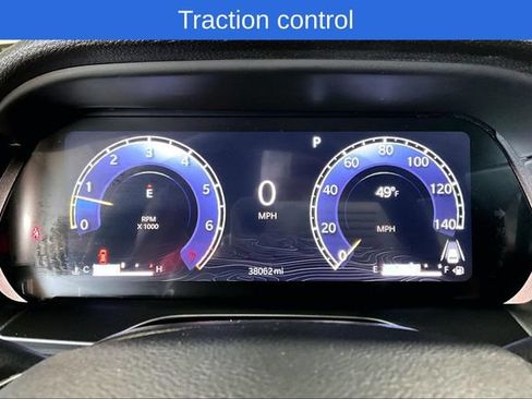 Used 2023 Jeep Grand Cherokee L Limited AWD/4WD image 16