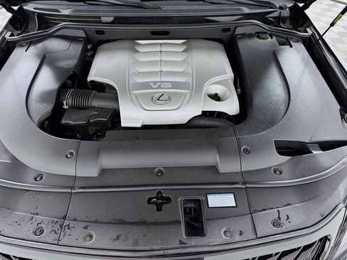 Used 2015 Lexus LX 570 4WD image 10