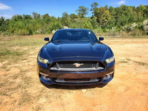 Used 2017 Ford Mustang GT Premium w/ Equipment Group 401A image 19