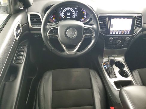 Used 2021 Jeep Grand Cherokee Laredo X RWD image 14
