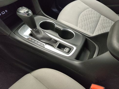 Used 2020 Chevrolet Equinox LS FWD image 26