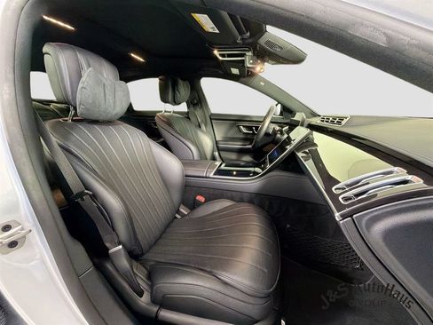 Used 2023 Mercedes-Benz S 500 4MATIC image 34