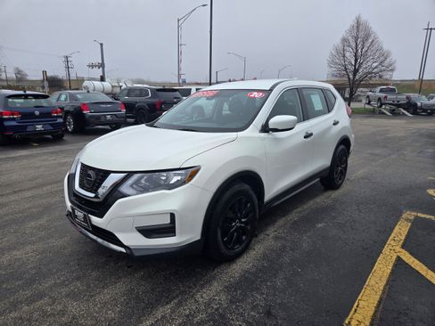 Used 2020 Nissan Rogue S image 1