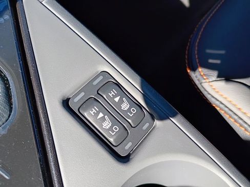 New 2026 Subaru Crosstrek 2.5i Limited w/ Crosstrek Mirror Package image 25