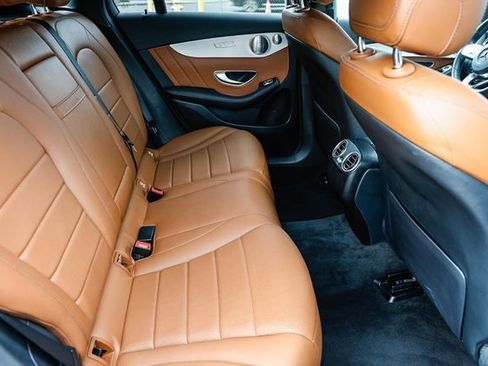 Used 2021 Mercedes-Benz GLC 300 4MATIC Coupe image 18