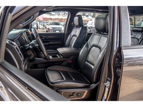 Used 2022 RAM 1500 Limited w/ Night Edition image 10