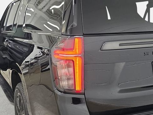 Used 2022 Chevrolet Suburban RST w/ Luxury Package AWD/4WD image 34