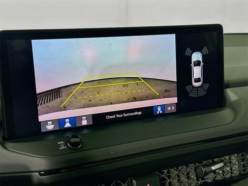 Used 2023 Honda Accord Touring image 10