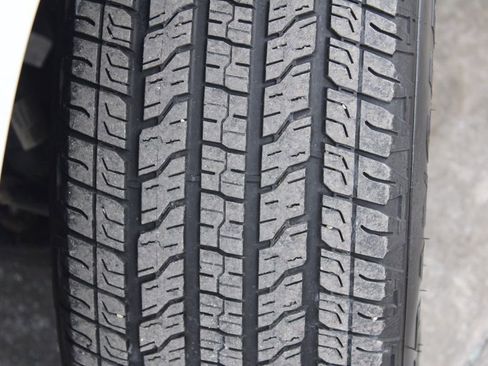 Used 2023 Chevrolet Colorado LT w/ LT Convenience Package II image 14