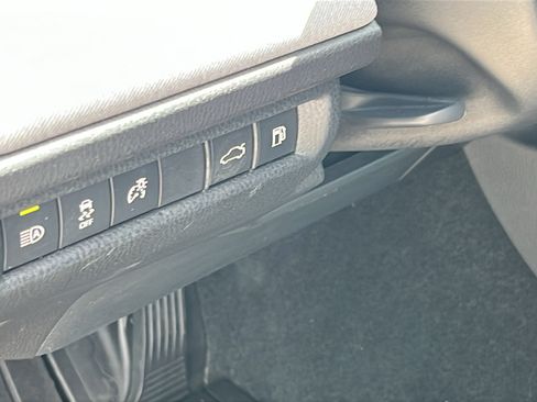 Used 2025 Toyota Camry LE FWD image 13