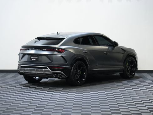 Used 2019 Lamborghini Urus AWD/4WD image 6