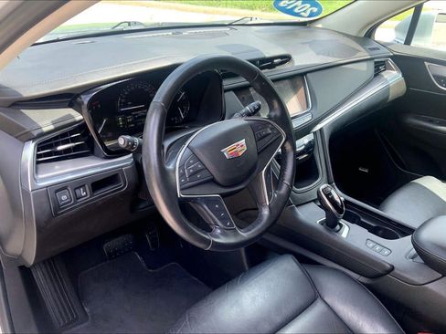 Used 2019 Cadillac XT5 Premium Luxury AWD/4WD image 15