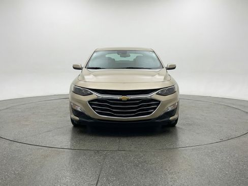 Used 2024 Chevrolet Malibu LT FWD image 2