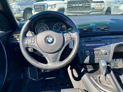 Used 2011 BMW 128i Convertible RWD image 17