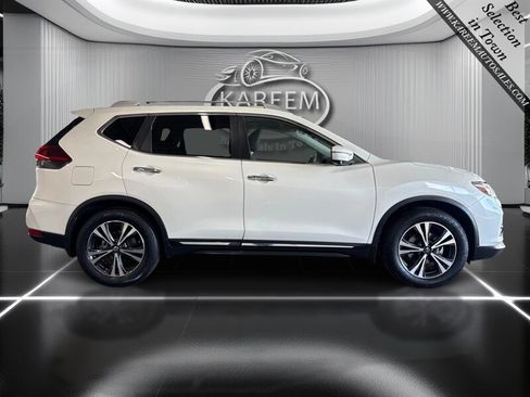 Used 2018 Nissan Rogue SL w/ Premium Package FWD image 4