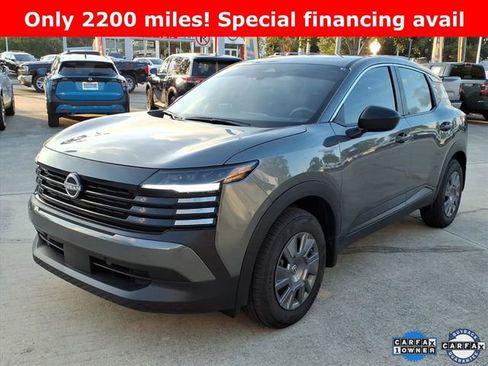 Certified 2025 Nissan Kicks S image 3