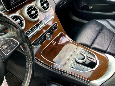 Used 2017 Mercedes-Benz C 300 Sedan image 16