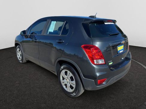 Used 2019 Chevrolet Trax LS w/ LPO, Cargo Package FWD image 8