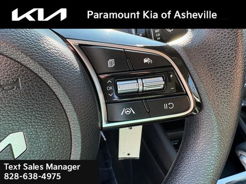 Used 2024 Kia Forte LXS image 25