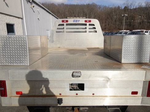 Used 2021 Ford F550 4x4 Regular Cab Super Duty image 12