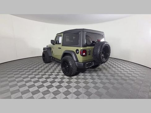 Used 2025 Jeep Wrangler Sport AWD/4WD image 46