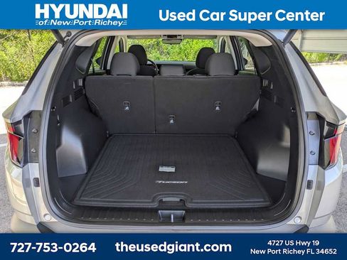 Used 2025 Hyundai Tucson SEL FWD image 12