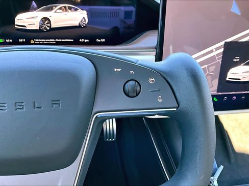 Used 2022 Tesla Model S image 23