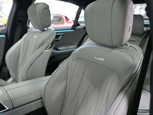 Used 2026 Mercedes-Benz S 63 AMG S image 28