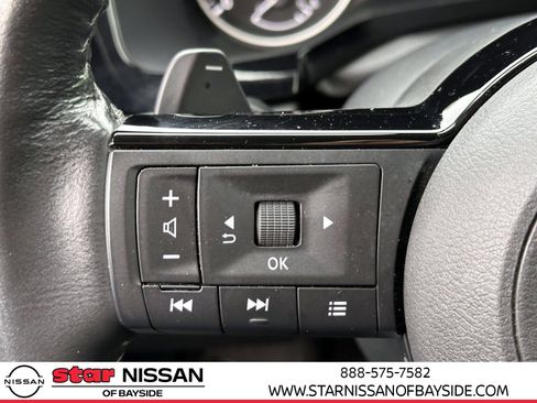 Certified 2024 Nissan Pathfinder SL w/ Black Appearance Package image 31