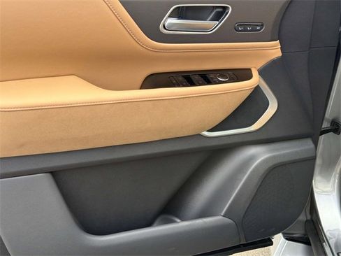 New 2026 INFINITI QX80 Luxe image 25