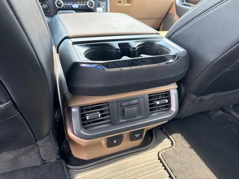 Used 2022 Ford F150 Lariat w/ Equipment Group 502A High AWD/4WD image 17