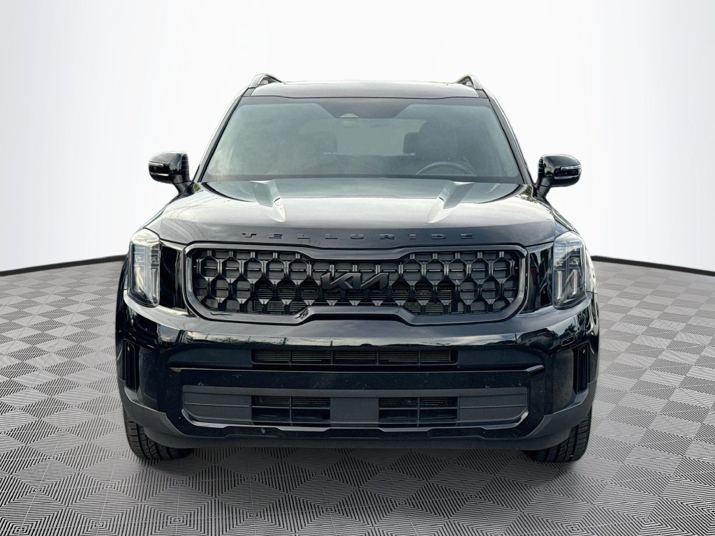 Used 2025 Kia Telluride EX X-Line AWD/4WD image 2