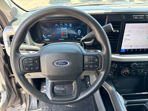 Used 2024 Ford F250 XLT w/ XLT Premium Package AWD/4WD image 14