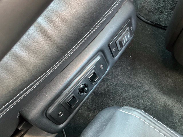 Used 2026 Chevrolet Express 2500 w/ Driver Convenience Package RWD image 28