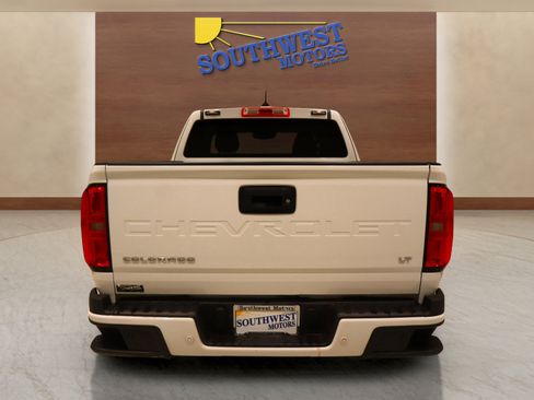 Used 2022 Chevrolet Colorado LT w/ Fleet Safety Package image 3
