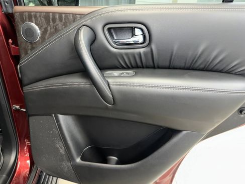 Used 2023 Nissan Armada Platinum w/ Captain's Chairs Package AWD/4WD image 33