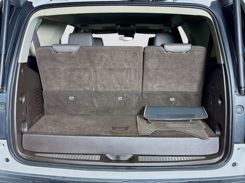 Used 2017 GMC Yukon Denali w/ Open Road Package image 33