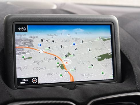 Used 2020 Aston Martin V8 Vantage Coupe image 19