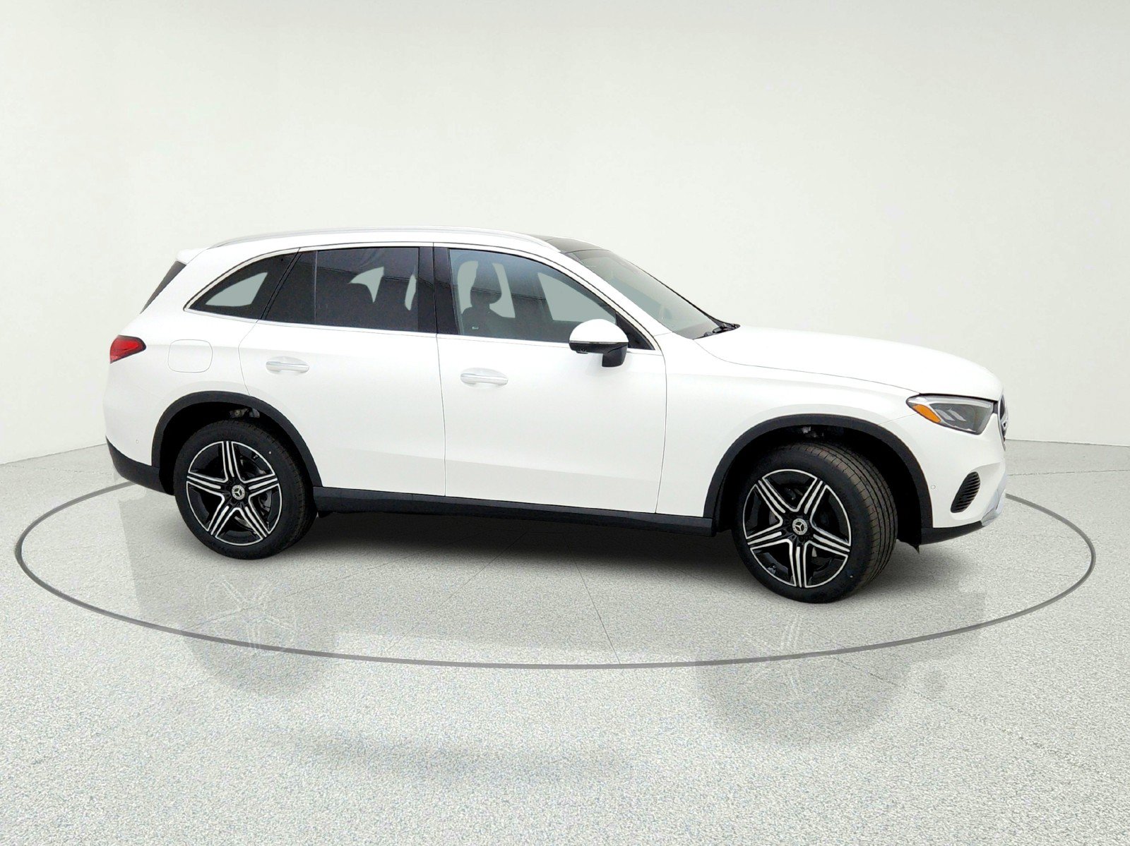 Used 2026 Mercedes-Benz GLC 300 image 6