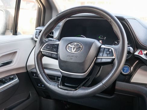 Certified 2021 Toyota Sienna XSE AWD/4WD image 16