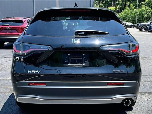 Used 2024 Honda HR-V Sport image 5