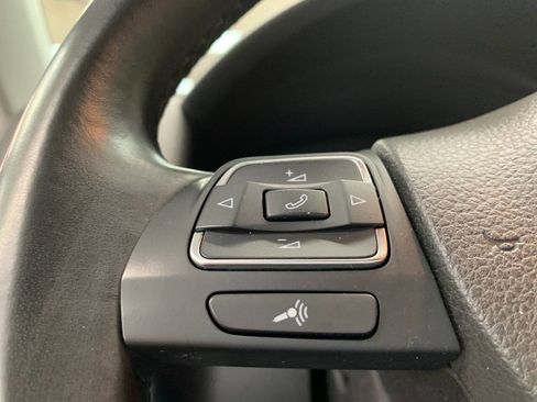 Used 2014 Volkswagen Tiguan SE image 15