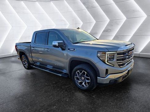 New 2026 GMC Sierra 1500 SLT w/ SLT Premium Plus Package image 3