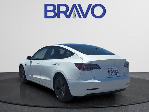 Used 2023 Tesla Model 3 Standard Range RWD image 5