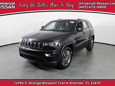 Used 2018 Jeep Grand Cherokee Laredo image 1