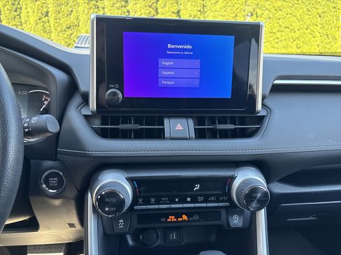 Certified 2025 Toyota RAV4 XLE AWD/4WD image 24