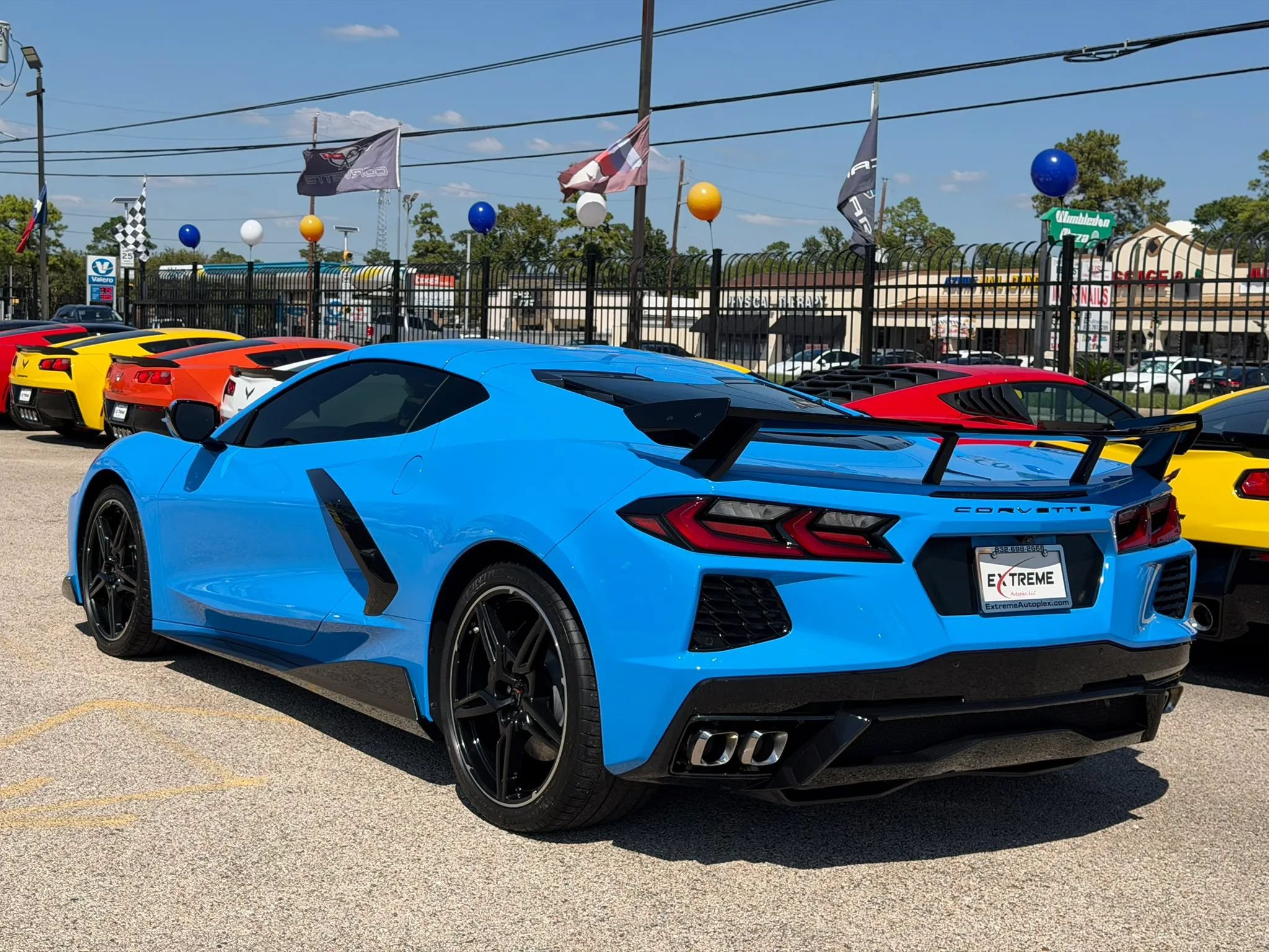 Used 2022 Chevrolet Corvette Stingray Coupe w/ 1LT RWD image 6