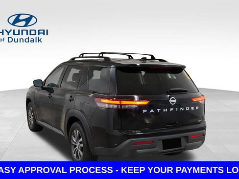 Used 2024 Nissan Pathfinder SV FWD image 5